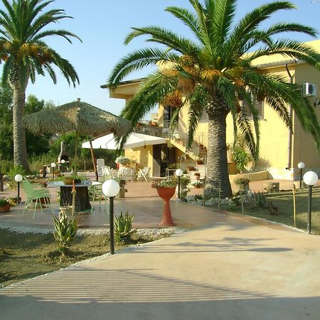Villa Dei Giardini Сан-Леоне Екстер'єр фото